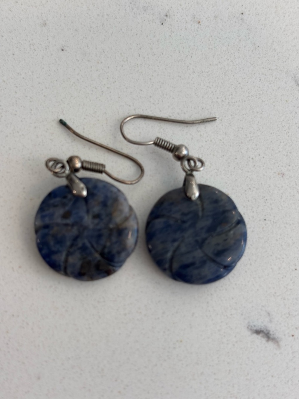 VINTAGE Hand Carved Sodalite Rose Flower Earrings | Sterling Silver 925 - Picture 3 of 3
